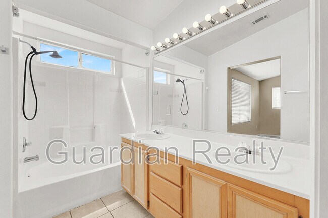 Building Photo - 76 Belle Maison Ave