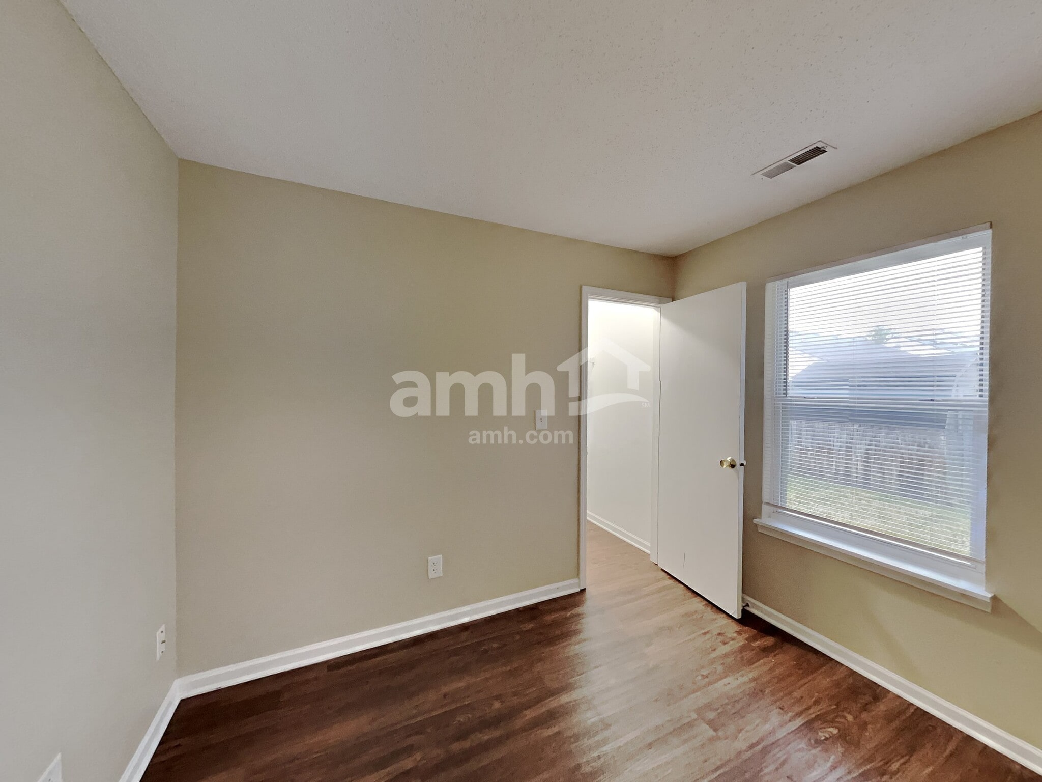 Building Photo - 414 Polaris Dr