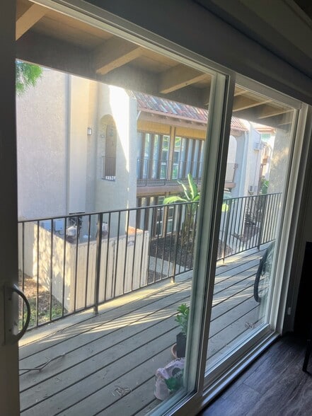 Building Photo - 463 Fair Dr