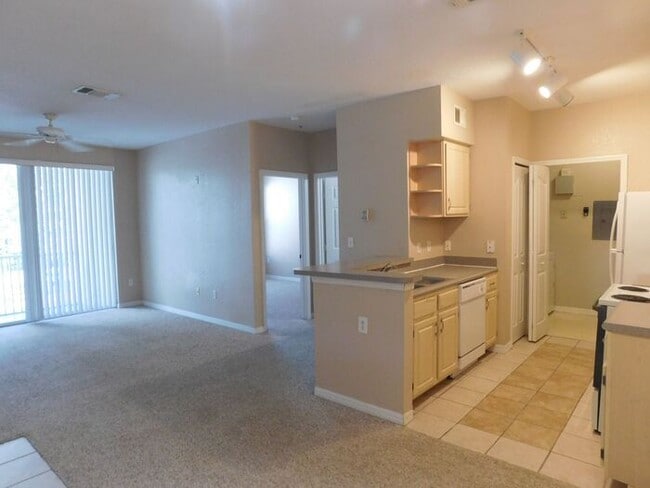 Building Photo - Condo in Legacy Dunes, Kissimmee