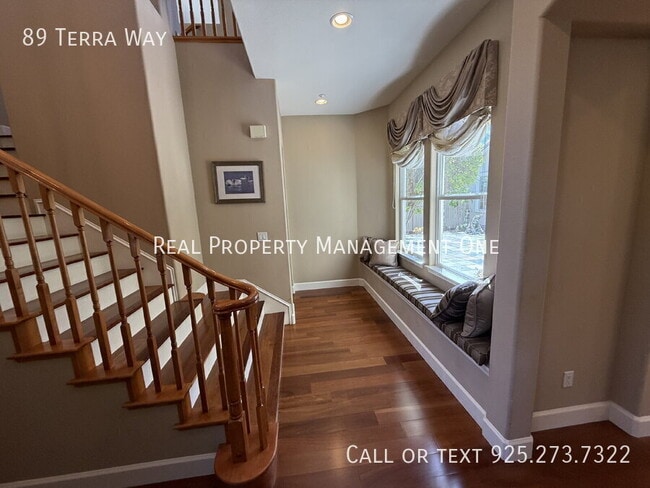 Building Photo - 89 Terra Way