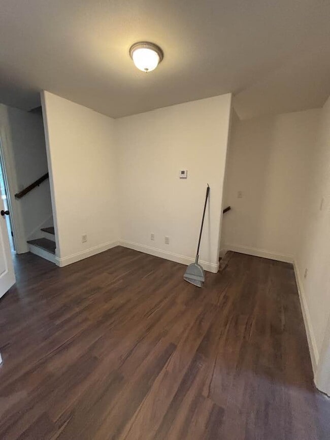 Building Photo - 4147 Lennox Wy