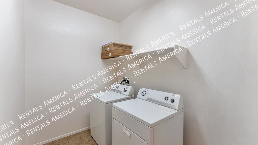 Building Photo - 6457 W Sugar Pine Trail