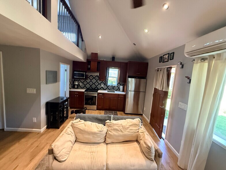 Full view - 149 Cherry Ln