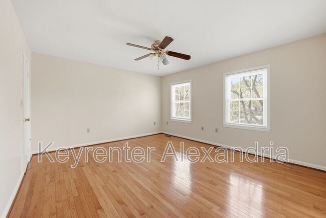 Building Photo - 8239 Dr Craik Ct