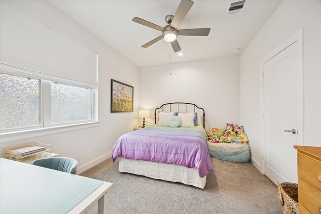 Building Photo - 1055 Timbergrove Yards Ln