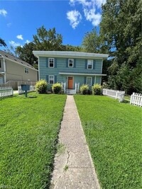 Building Photo - 631 Quincy St