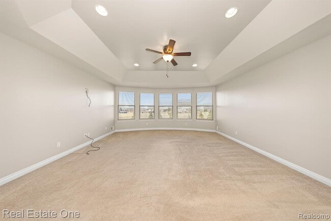 Building Photo - 101 Oakland Crest Dr