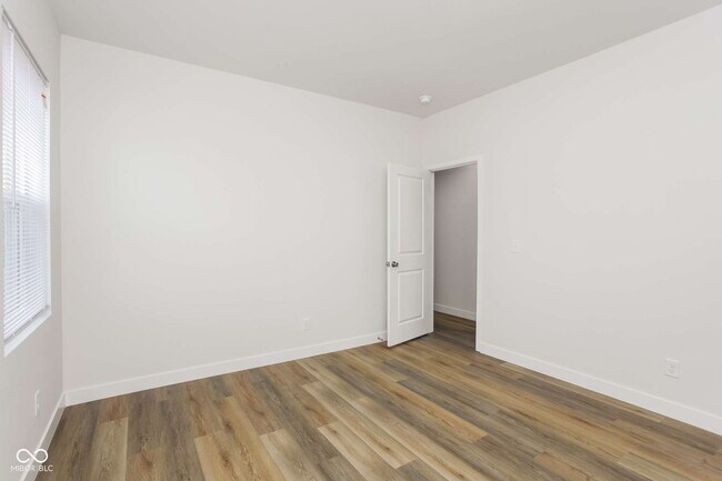 Building Photo - 2950 Winthrop Ave