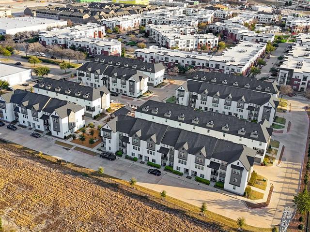 Building Photo - 3312 Santee St