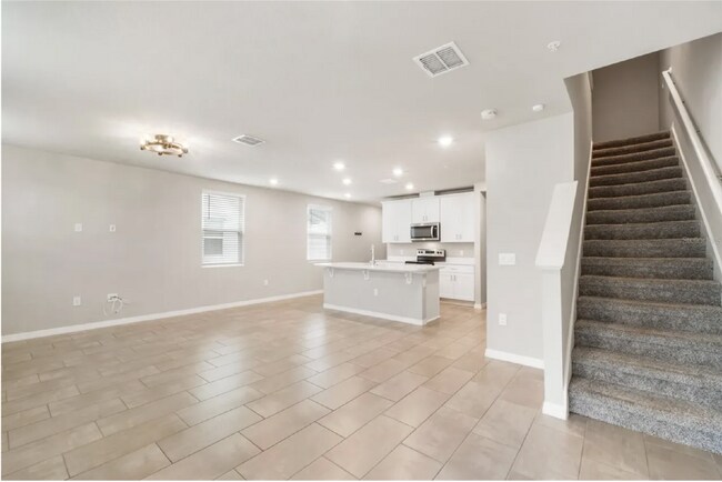 Building Photo - Charming 3-Bed Oasis in Ocoee: Spacious 1574 sq. ft. Townhouse with 2.5 Baths!