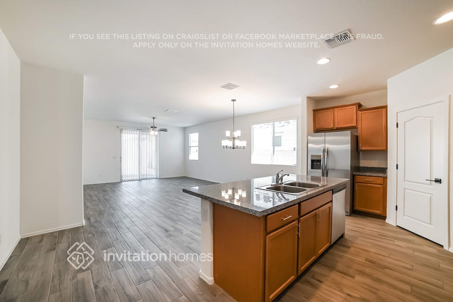 Building Photo - 19444 W Solano Dr