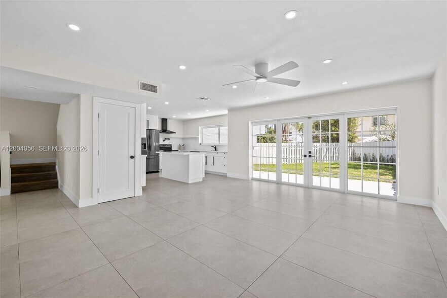 Building Photo - 9547 SW 146th Pl