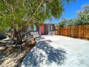 Building Photo - One of The Best One Bedroom Apartment in Town