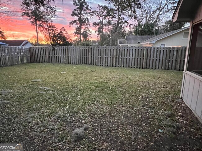 Building Photo - 152 Woodvalley Ct