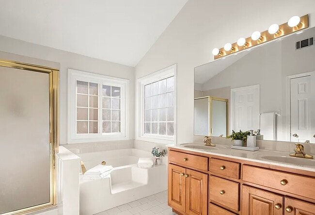 Building Photo - 4235 Marjorie Rd SW