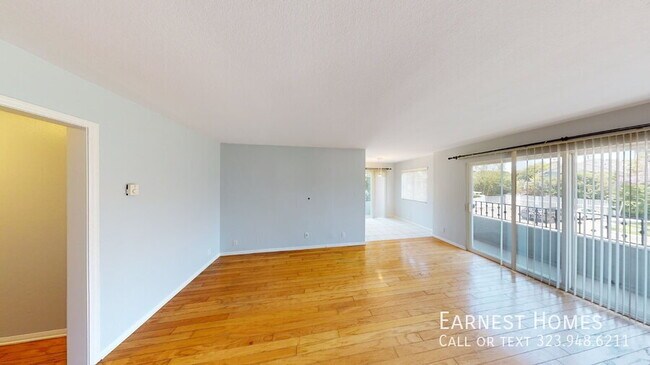 Building Photo - 2308 Schader Dr