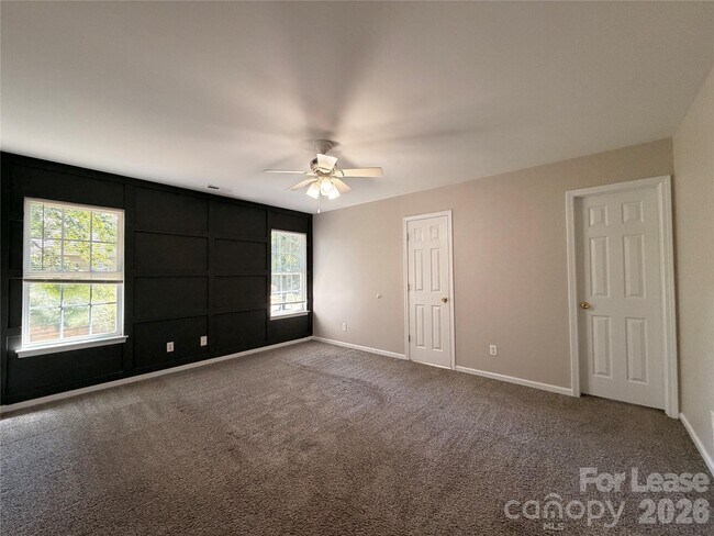 Building Photo - 4413 Gondola Ave