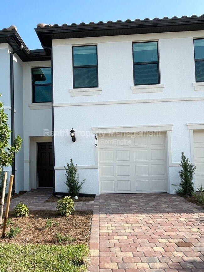 Building Photo - 1519 Lake Jessup Cir