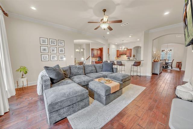 Building Photo - 5048 Exposition Way