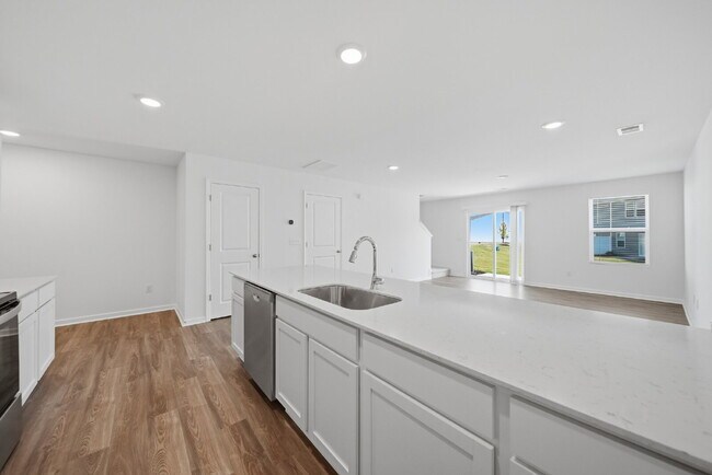 Building Photo - Modern Comfort in a Peaceful Newton Community This newly built 3-bed, 2.5-bath townhome blends mo...