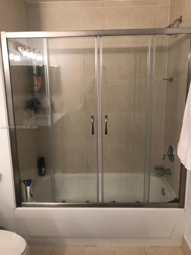 Building Photo - 2400 SW 27th Ave