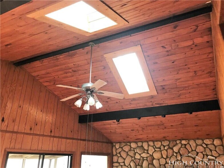 Vaulted tongue and groove ceiling - 270 River Road 2