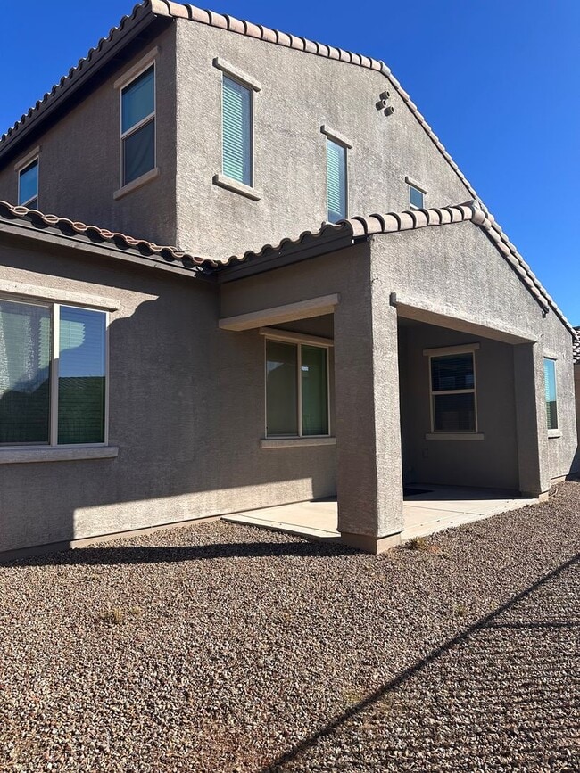 Building Photo - Beautiful Property in Oro Valley - 4 Bedroom 2.5 Bath