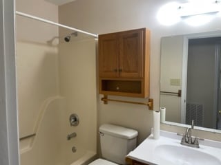 Building Photo - 209 S Bigby Dr