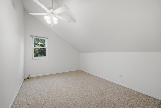 Building Photo - 114 N Lancaster St