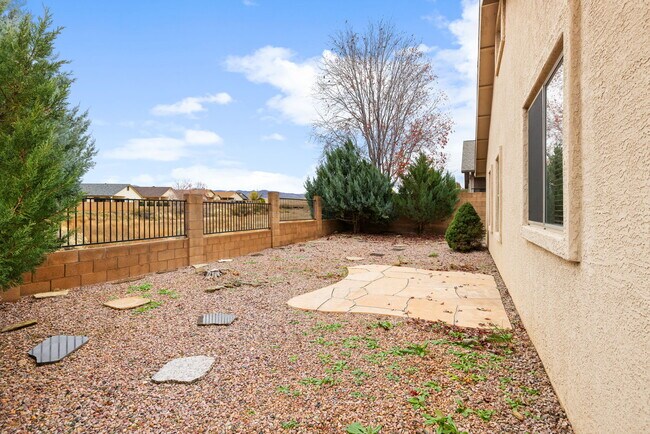 Building Photo - 13024 E Cancun St