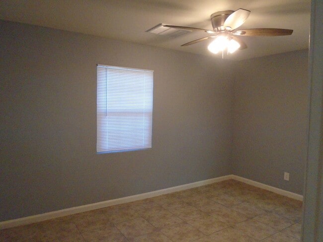 Building Photo - NEW NEW NEW....SOUTHWEST CUTIE !!!