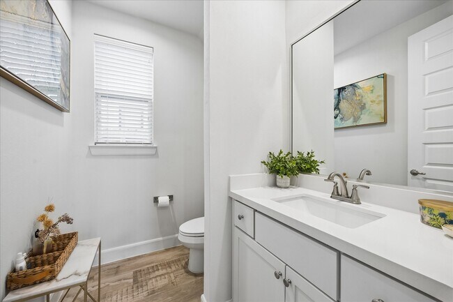 Building Photo - 2804 Grand Fountains Dr