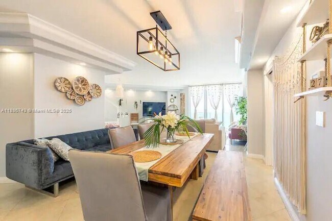 Building Photo - 3901 S Ocean Dr