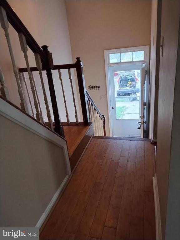 Building Photo - 1086 Travis Ln