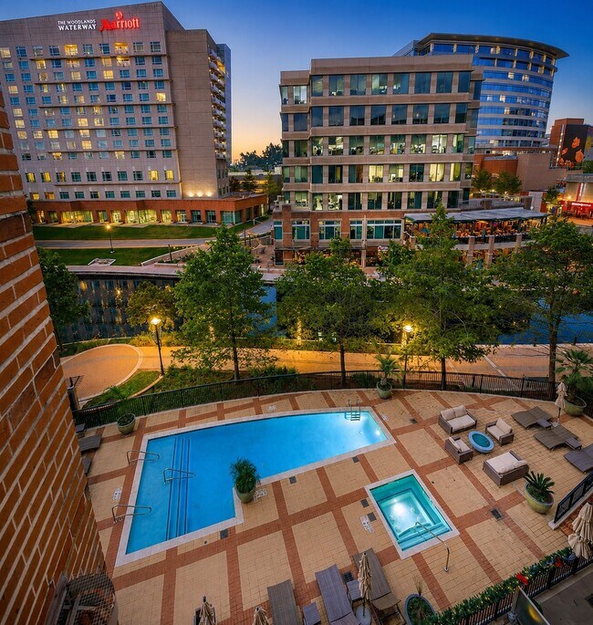 Building Photo - 1 Waterway Ct
