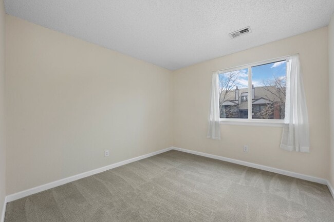Building Photo - Wonderful West Arvada 2 bedroom condo - AVAILABLE NOW