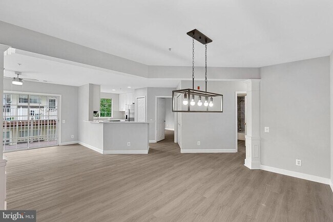 Building Photo - 21850 Locomotive Terrace