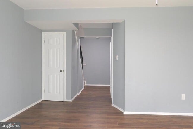 Building Photo - 15 Cherry Manor Ct