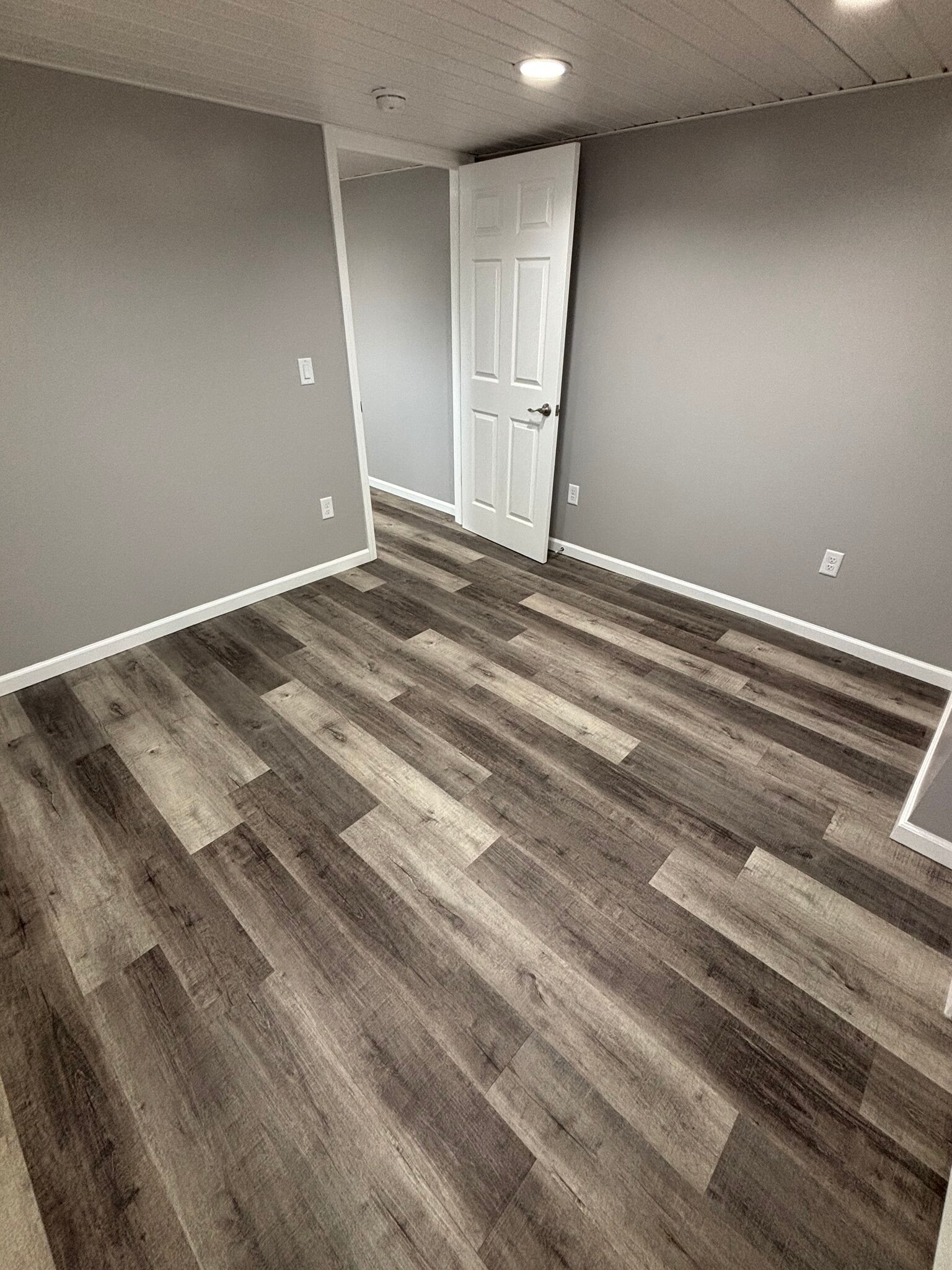 Building Photo - 15 N Wickliffe Cir