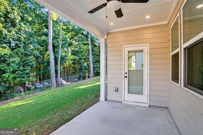 Building Photo - 608 Avondale Pk Cir