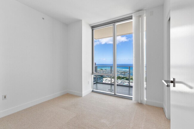 Building Photo - Stunning 3BD/3BA/2PRKG Residence at Azure Ala Moana