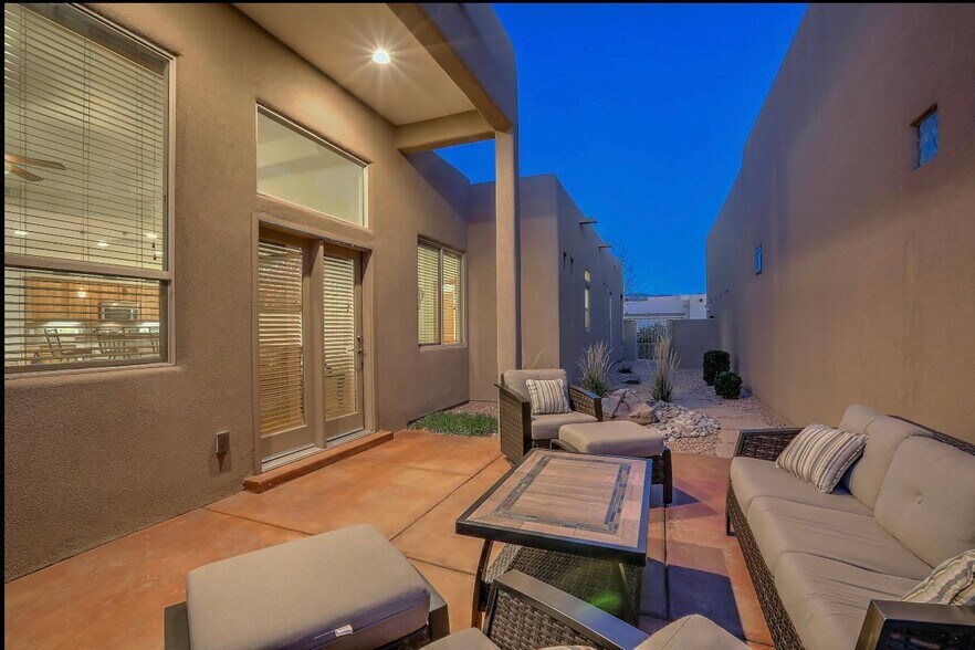 Building Photo - 6531 Agave Verde Way NE