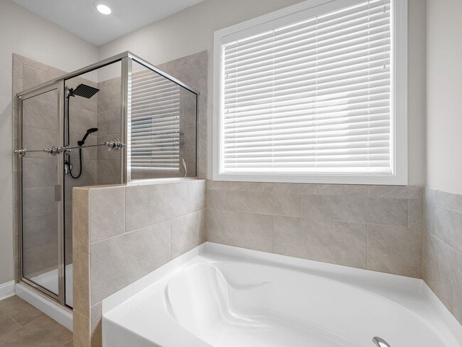 Building Photo - Premier Greenville Living: Stunning 4 Bed (Master on the Main), 3.5 Bath Home, NO APPLICATION FEE...