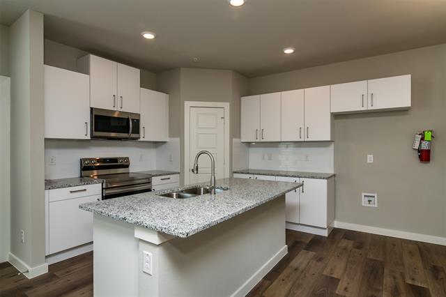 Building Photo - 729 Harvest Moon Dr