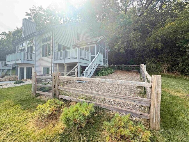 Building Photo - 125 Cogan Dr