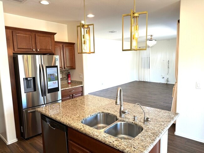 Building Photo - Stunning Elliot Groves home in Morrison Ranch. 4 bed+ 2 offices + loft