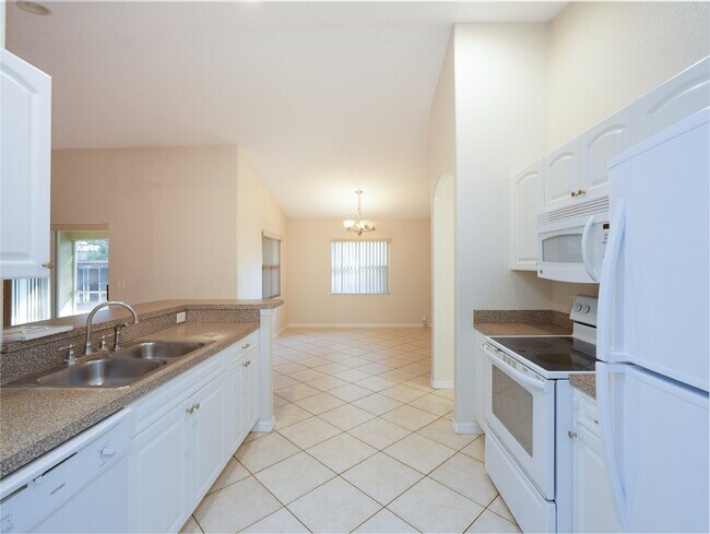 Building Photo - ZERO DEPOSIT MOVE-IN AVAILABLE ????