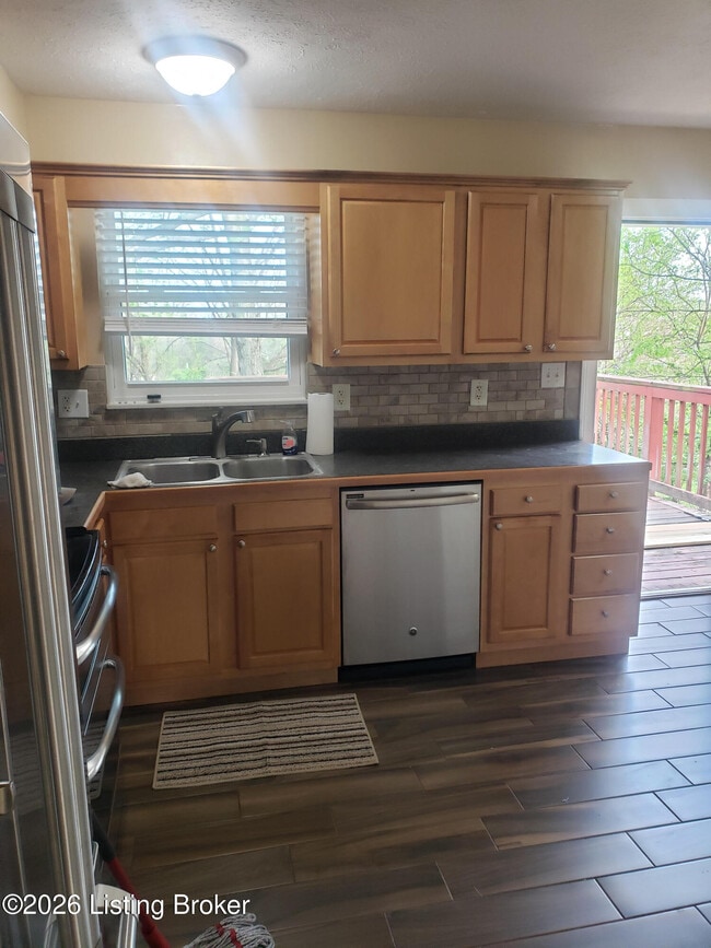 Building Photo - 4315 Chenwood Ln