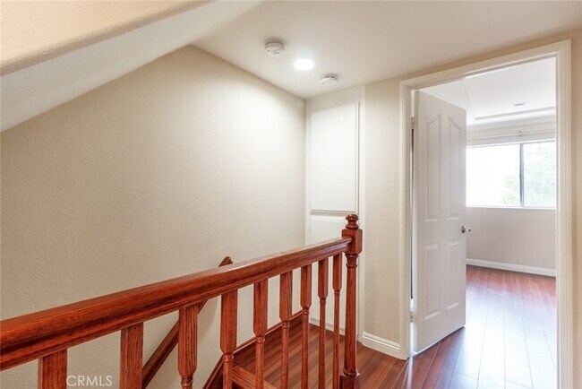 Building Photo - 14631 Dickens St